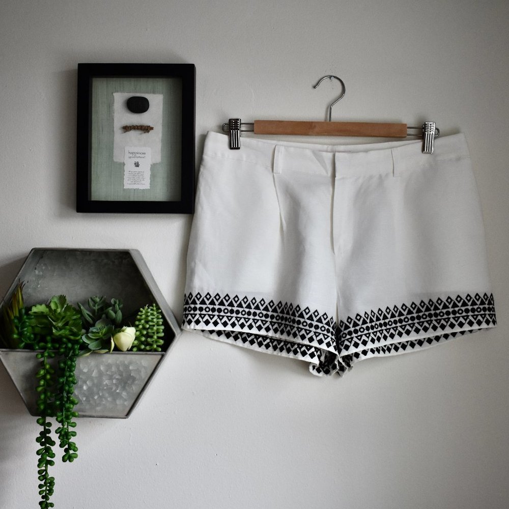 Parker Embroidered Shorts